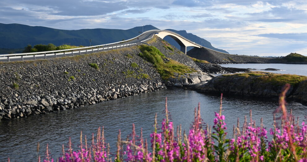 Most na Atlantic Ocean Road