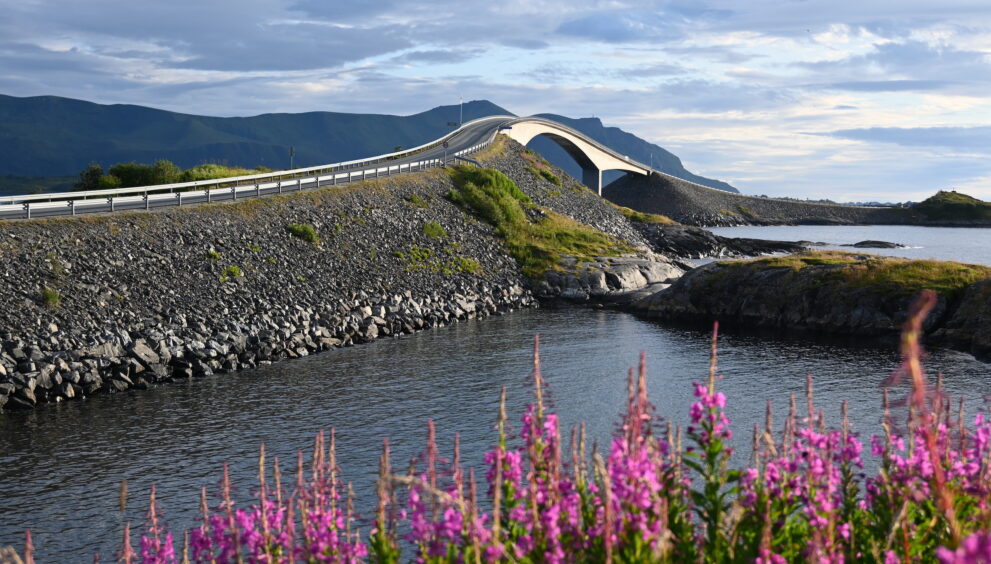 Most na Atlantic Ocean Road